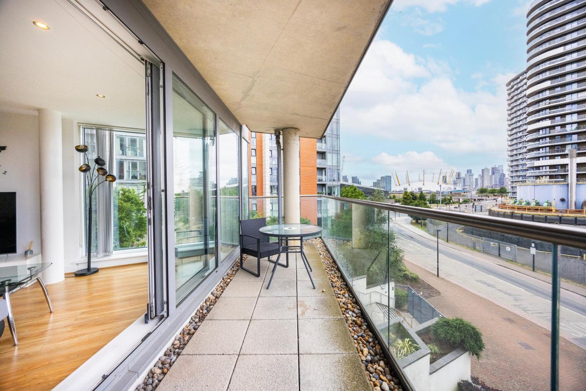 Austin David Executive Excel Apartment London Exterior photo